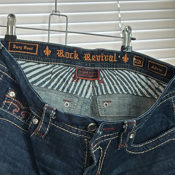 Rock Revival Jeans - Picture 5 of 10